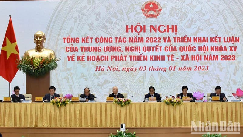 Đoàn kết, đồng lòng, vượt mọi khó khăn, quyết tâm hoàn thành thắng lợi mọi nhiệm vụ, chỉ tiêu năm 2023