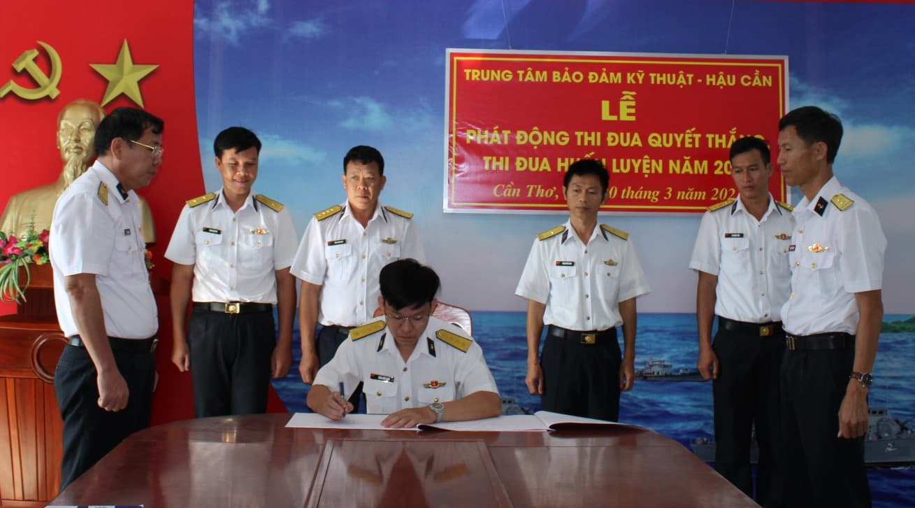 Trung tâm Bảo đảm kỹ thuật-hậu cần Vùng 5 phát động phong trào thi đua quyết thắng năm 2023