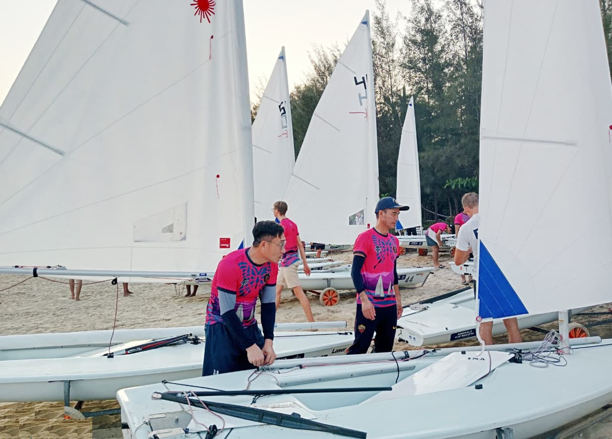 Học viện Hải quân lọt top 10 tại Giải đua thuyền buồm quốc tế