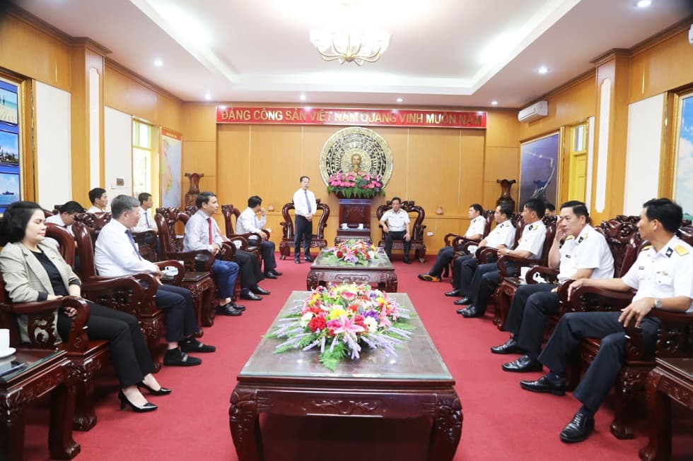 Đoàn công tác Thành uỷ Đà Nẵng thăm Vùng 4 và Lữ đoàn 189