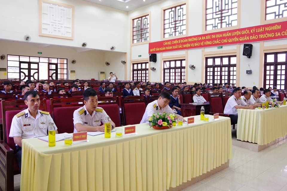 Lữ đoàn 146 huấn luyện lực lượng dự bị động viên