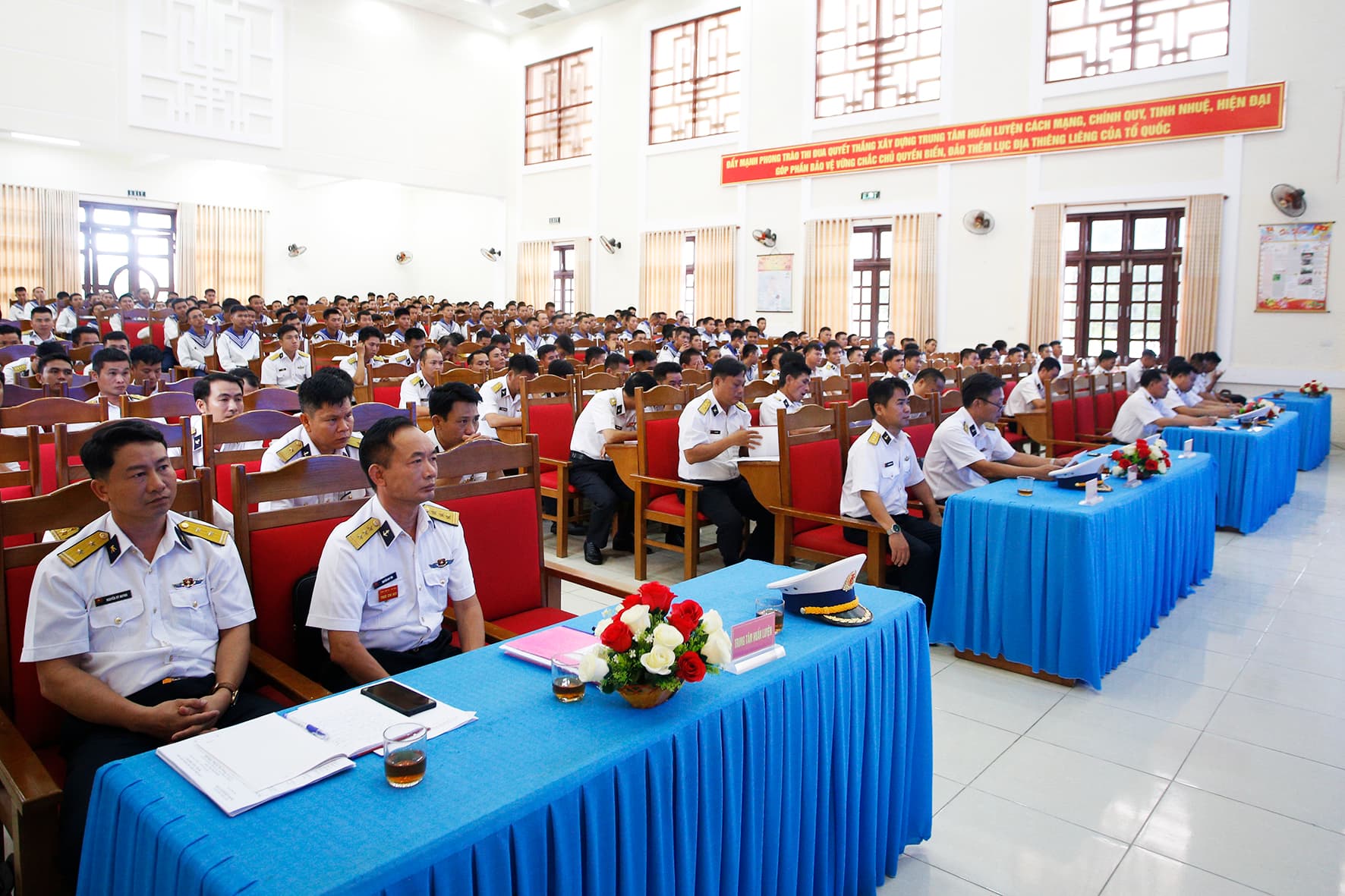 Trung tâm Huấn luyện Vùng 4: Khai mạc hội thi giáo viên huấn luyện đào tạo giỏi