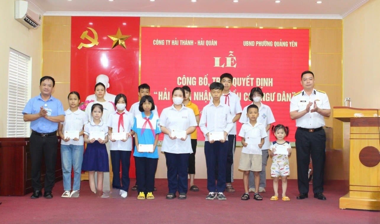 Công ty Hải Thành tổ chức Lễ công bố và trao quyết định đỡ đầu con ngư dân