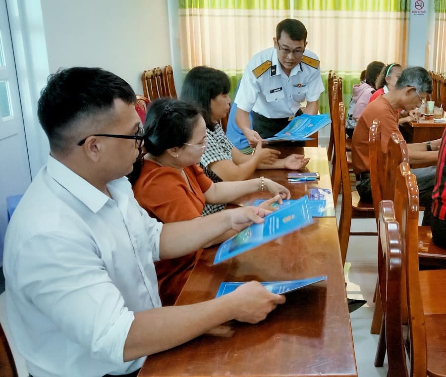 Lữ đoàn 171 thông tin về tình hình biển đảo tại thành phố Vũng Tàu