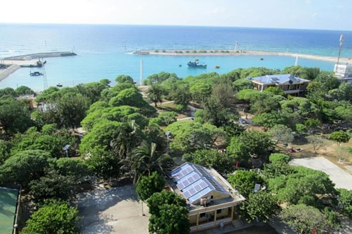 Người con của đảo Song Tử Tây