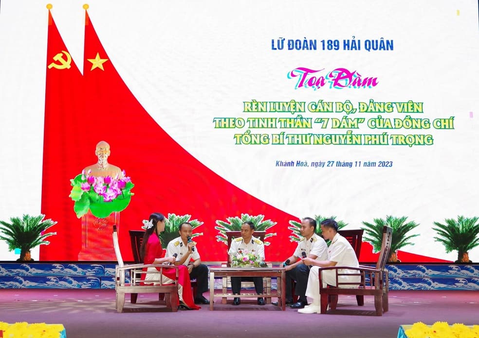 Lữ đoàn 189: Tọa đàm rèn luyện cán bộ, đảng viên theo tinh thần “7 dám”