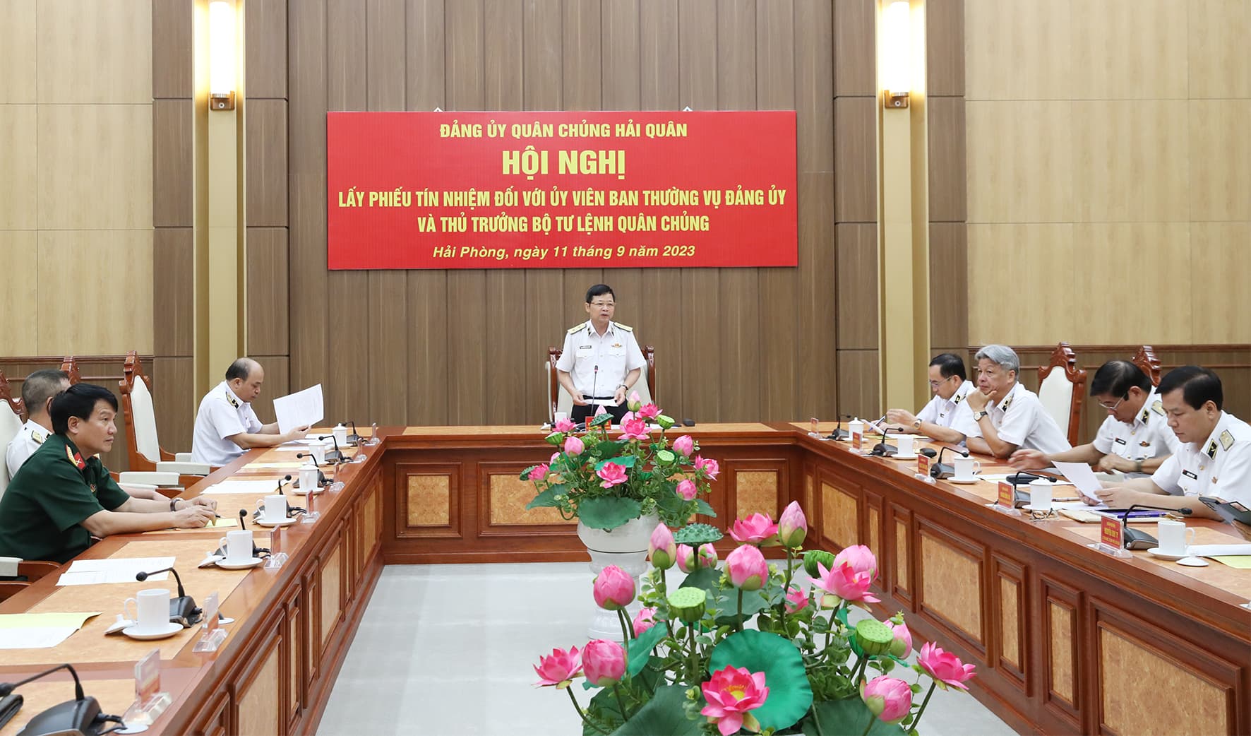 Hội nghị lấy phiếu tín nhiệm đối với Ủy viên Ban Thường vụ Đảng ủy và thủ trưởng Bộ Tư lệnh Quân chủng Hải quân