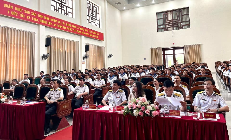Viện Y học Hải quân khai giảng đào tạo lớp y tá Khóa 57