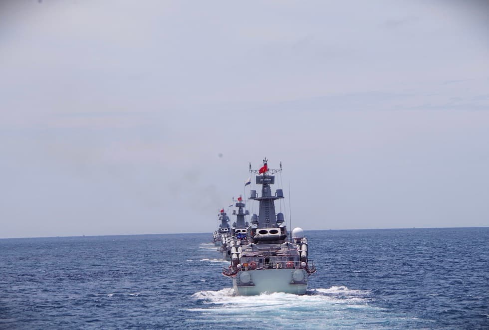 Lữ đoàn 167: Huấn luyện, kiểm tra bắn đạn thật trên biển