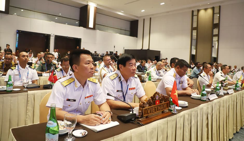 Hải quân Nhân dân Việt Nam tham dự Hội thảo an ninh hàng hải quốc tế