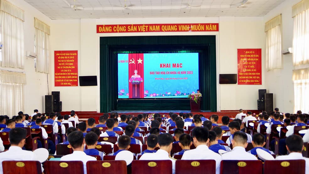 Lữ đoàn 101: Khai mạc đào đào tạo HSQ-CH Khóa 46