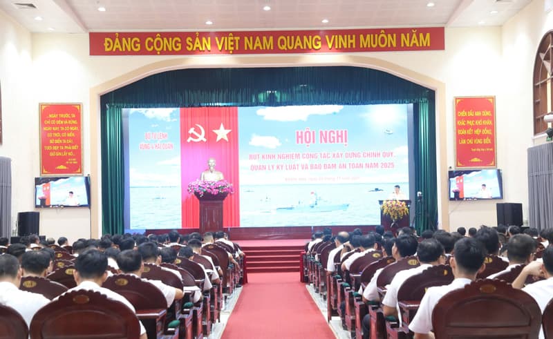 Vùng 4 Hải quân rút kinh nghiệm xây dựng chính quy, quản lý kỷ luật và bảo đảm an toàn