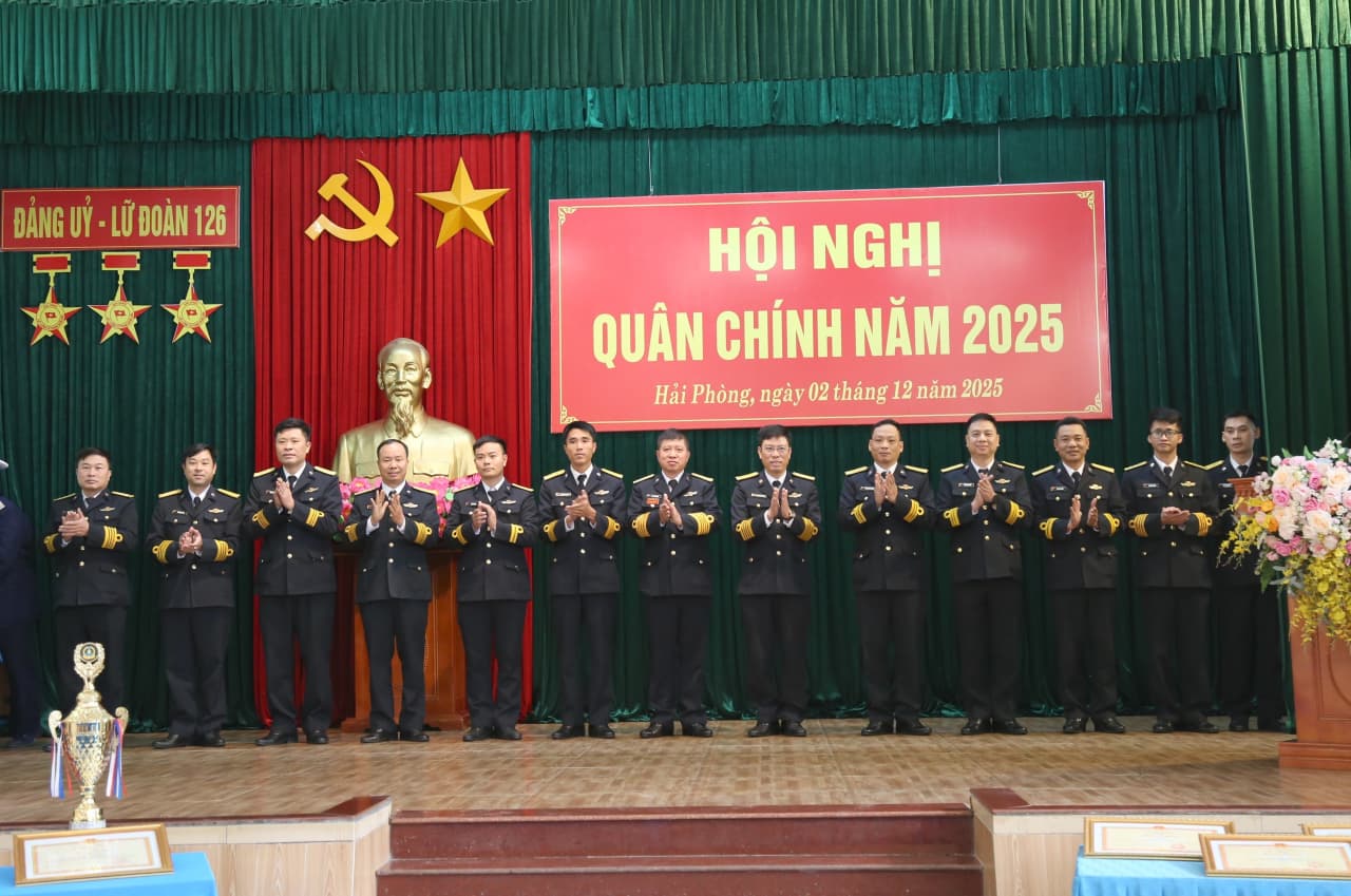 Lữ đoàn 126: Nâng cao chất lượng tổng hợp, sẵn sàng chiến đấu, hướng tới kỷ niệm 60 năm ngày thành lập