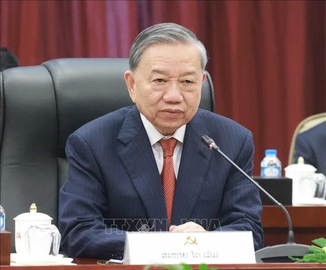 Tăng cường quan hệ hợp tác giữa Đảng Cộng sản Việt Nam và Đảng Nhân dân Cách mạng Lào