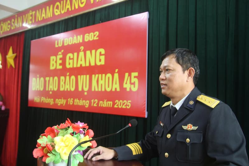 Lữ đoàn 602 bế giảng đào tạo sơ cấp báo vụ