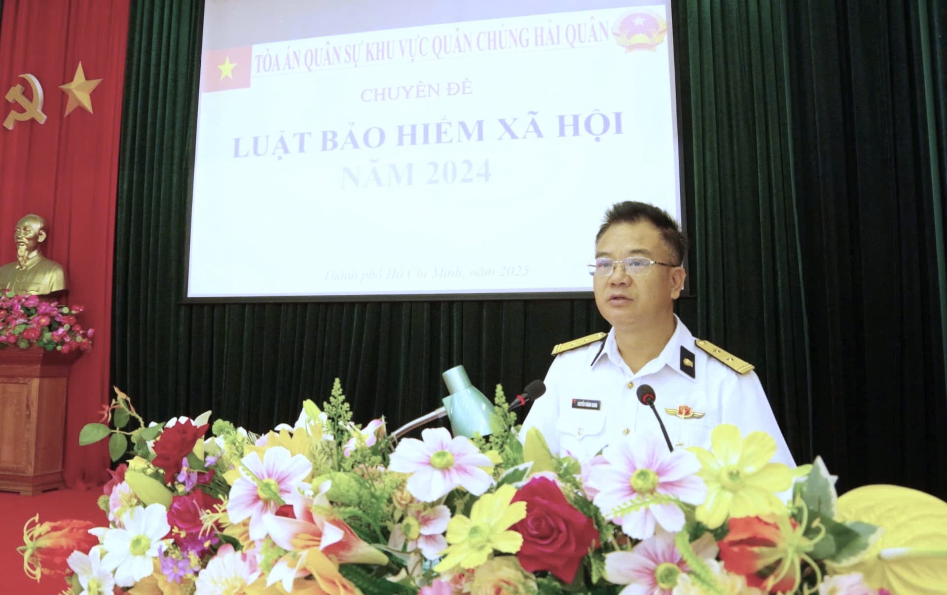 Trung đoàn 196 phối hợp phổ biến, giáo dục pháp luật đợt 2 năm 2025