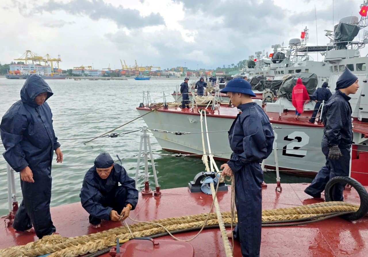 Vùng 3 Hải quân sẵn sàng ứng phó bão số 5