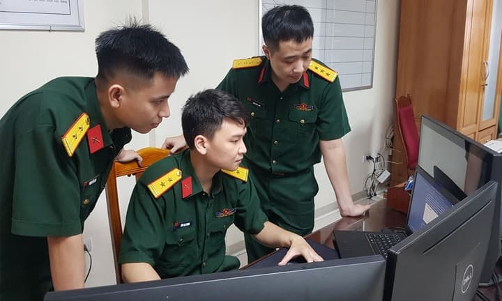 Mức hỗ trợ đối với quân nhân làm chuyên trách về chuyển đổi số, an toàn, an ninh mạng được quy định như thế nào?