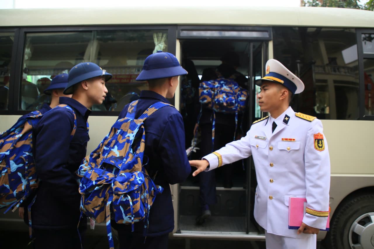 Thủ tục đăng ký nghĩa vụ quân sự khi tổ chức chính quyền địa phương 2 cấp