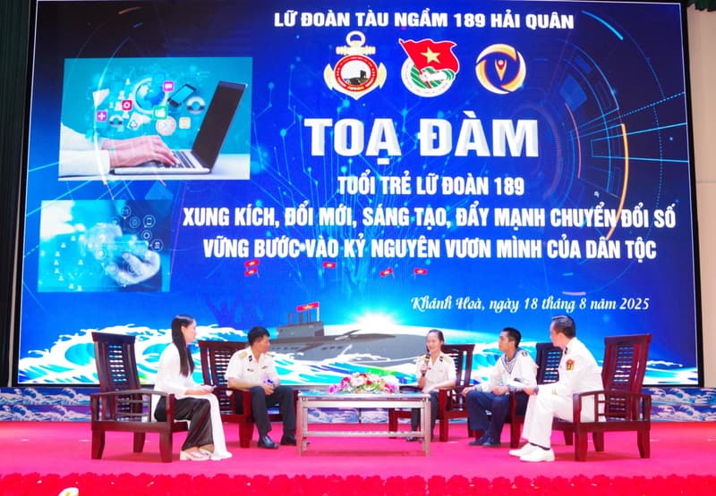 Tòa đàm: Tuổi trẻ Lữ đoàn 189 xung kích, đổi mới, sáng tạo, đẩy mạnh chuyển đổi số