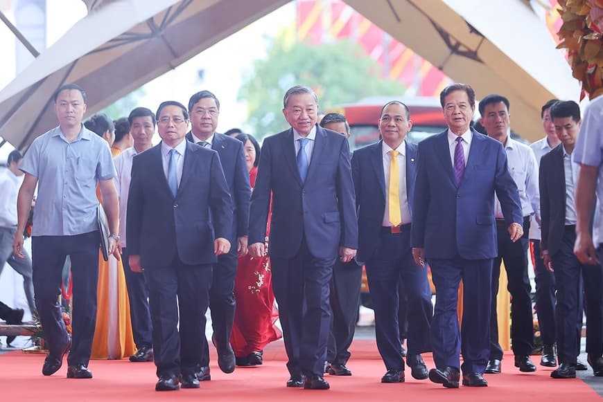 Tổng Bí thư và Thủ tướng dự Lễ khánh thành, khởi công các dự án, công trình chào mừng 80 Quốc khánh