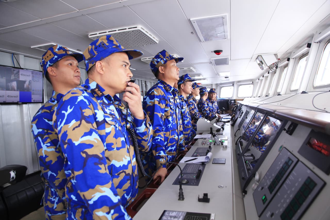 Lữ đoàn 162 kiểm tra kết thúc huấn luyện K3 và bắn đạn thật trên biển