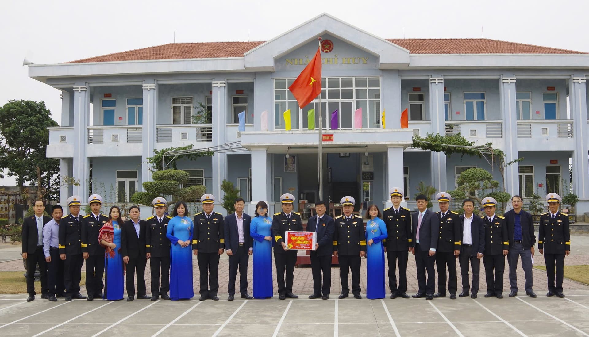 Đoàn công tác tỉnh Điện Biên thăm Tiểu đoàn 158