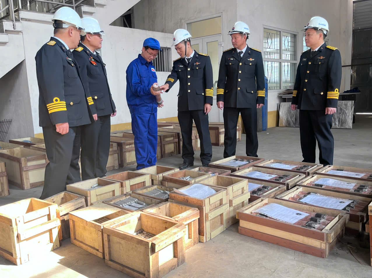 Hoàn thành tốt nhiệm vụ nhờ sáng kiến sản xuất vật tư, phụ tùng thay thế