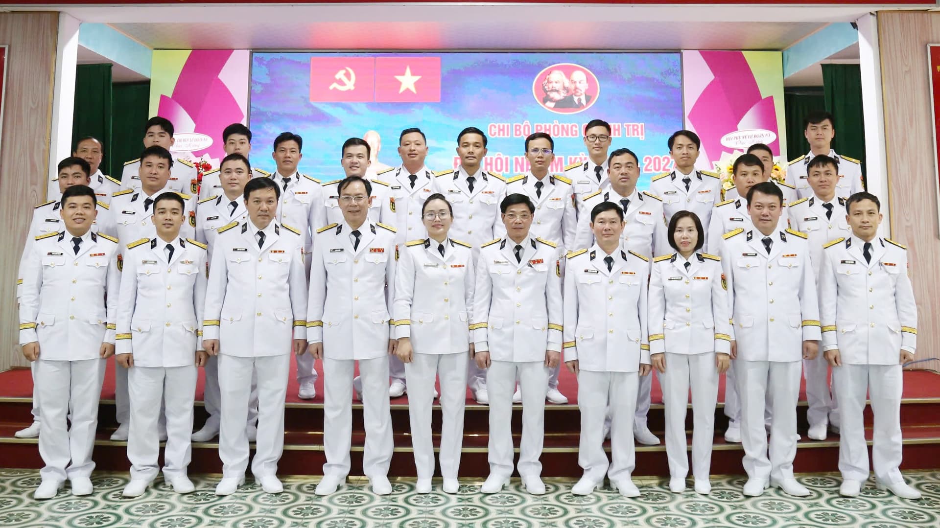 Chi bộ Phòng Chính trị Lữ đoàn 83 đại hội làm trước