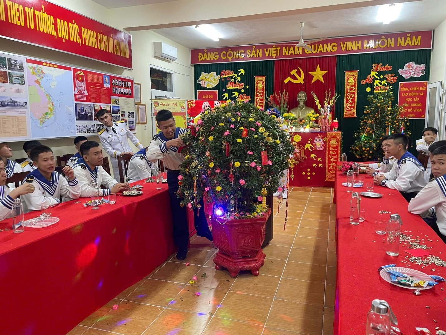 Tết trong quân ngũ