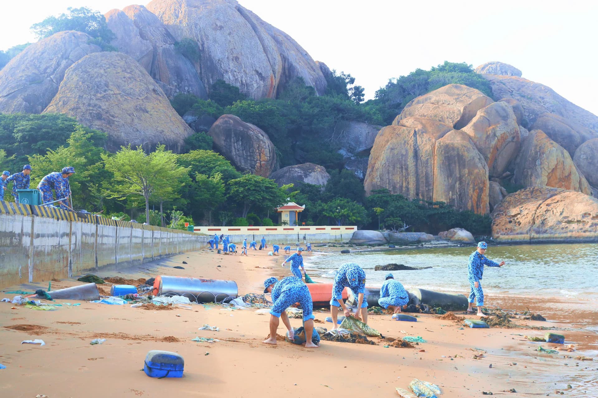 Lữ đoàn 189 phát động “Ngày Chủ nhật xanh” năm 2025