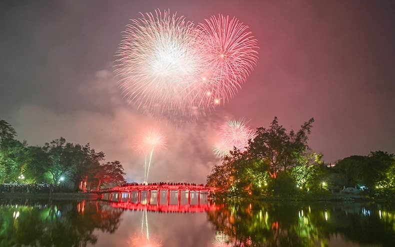 Chào năm mới với niềm tin và hy vọng