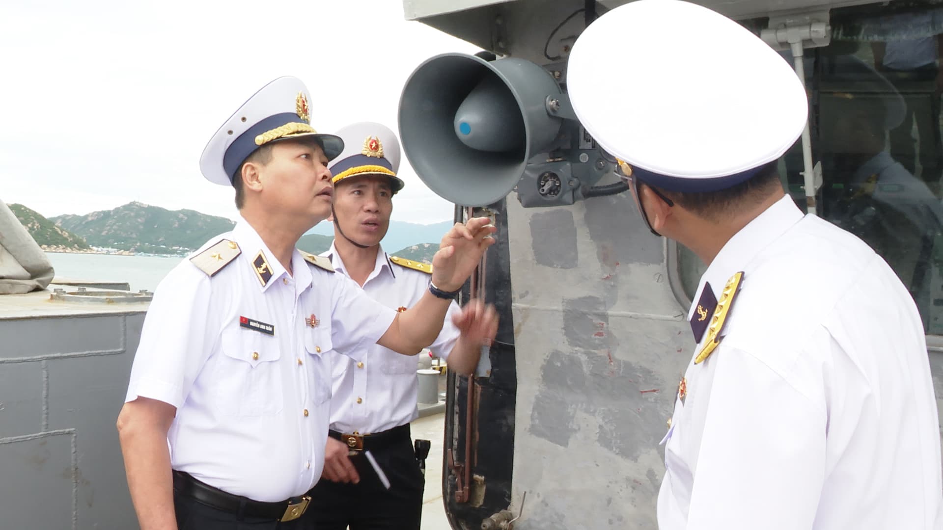 Tư lệnh Vùng 4 kiểm tra, động viên, chúc mừng đầu xuân Tàu 26