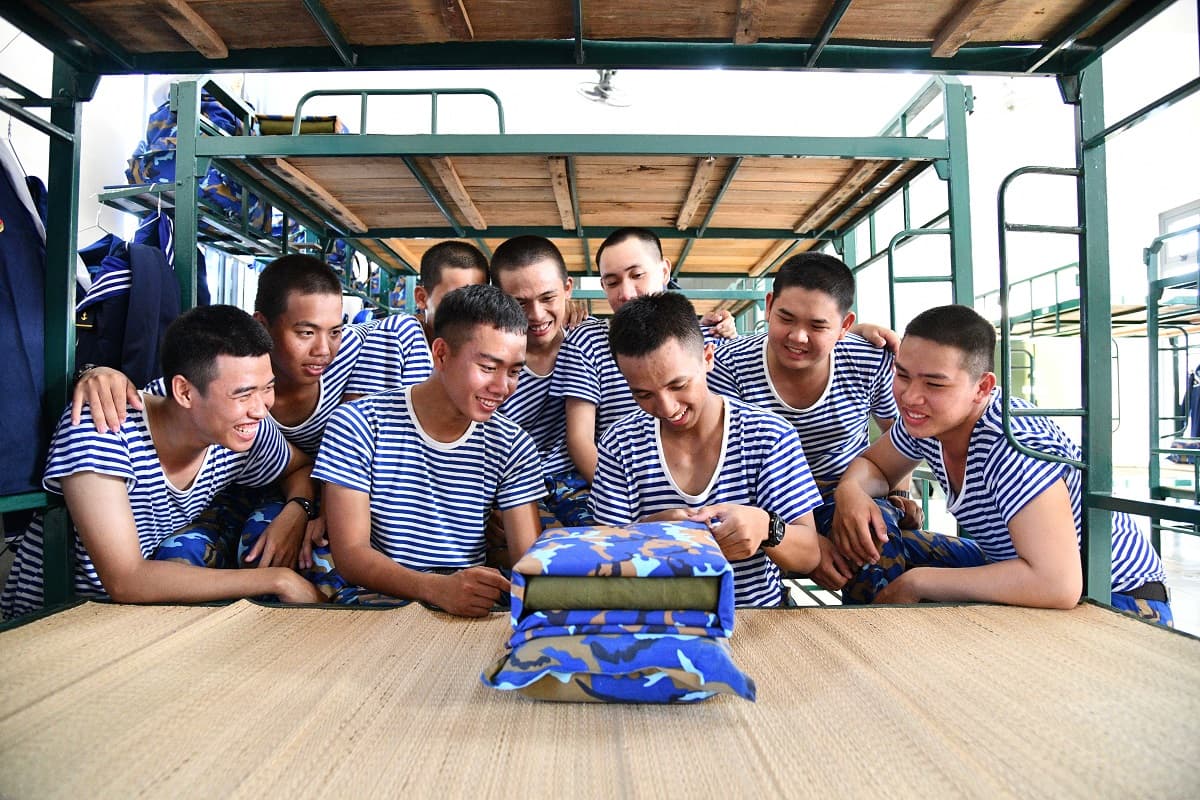 Tuần đầu trong quân ngũ của "Chiến sĩ mới 563"