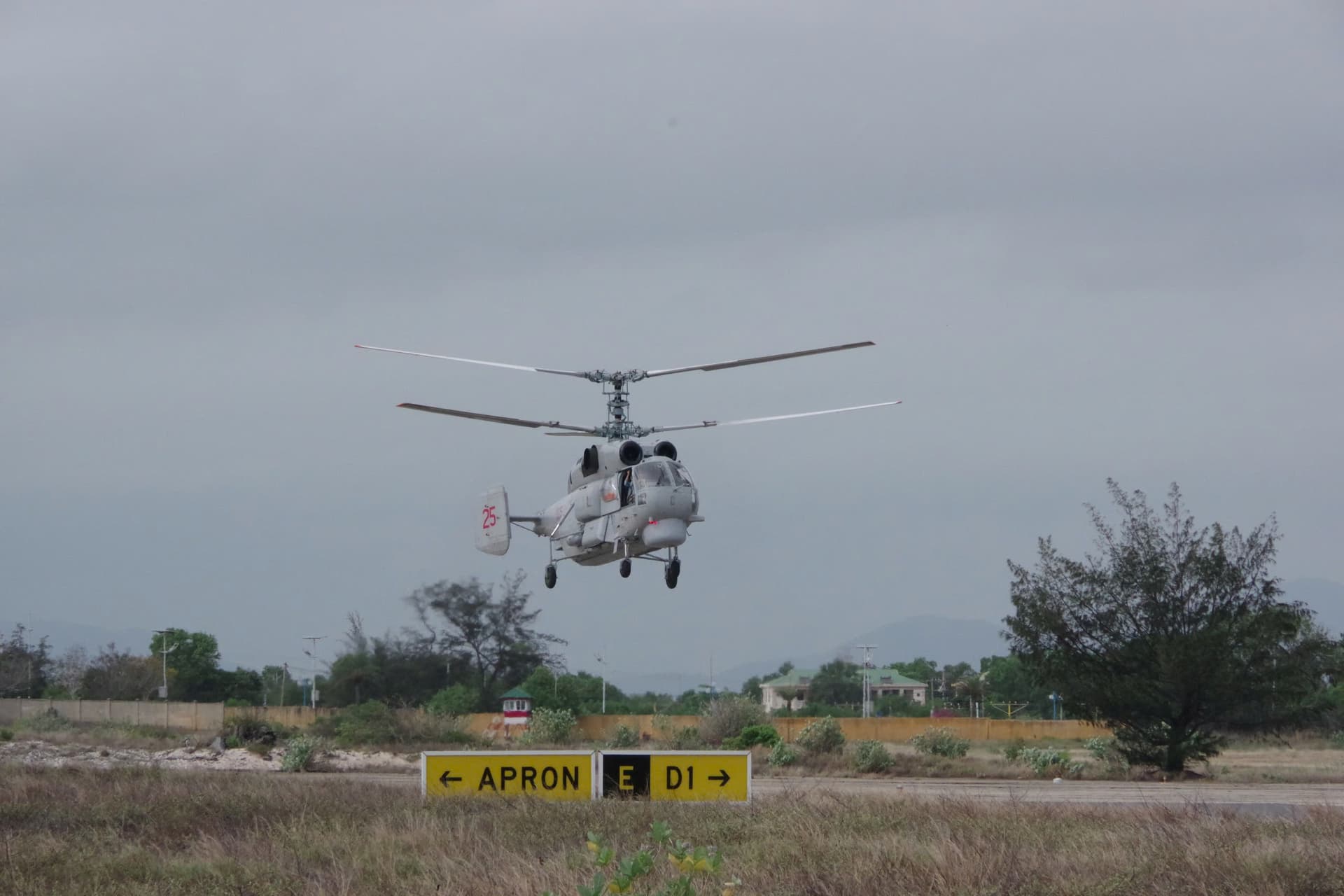 Lữ đoàn 954: Tổ chức thành công ban bay cán bộ đầu năm