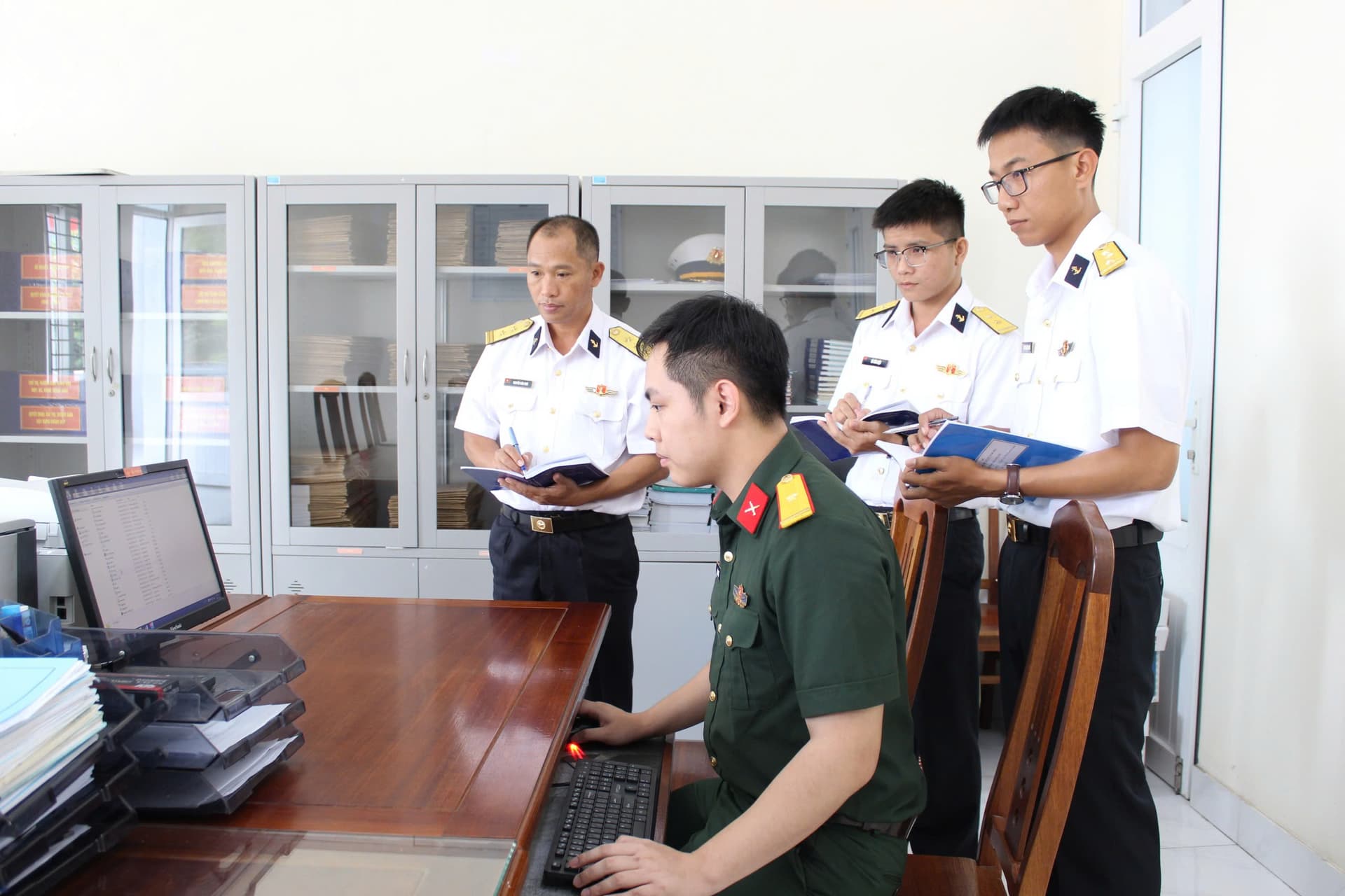 Lữ đoàn 171 tổ chức tập huấn kiến thức về an toàn thông tin, an ninh mạng và chuyển đổi số