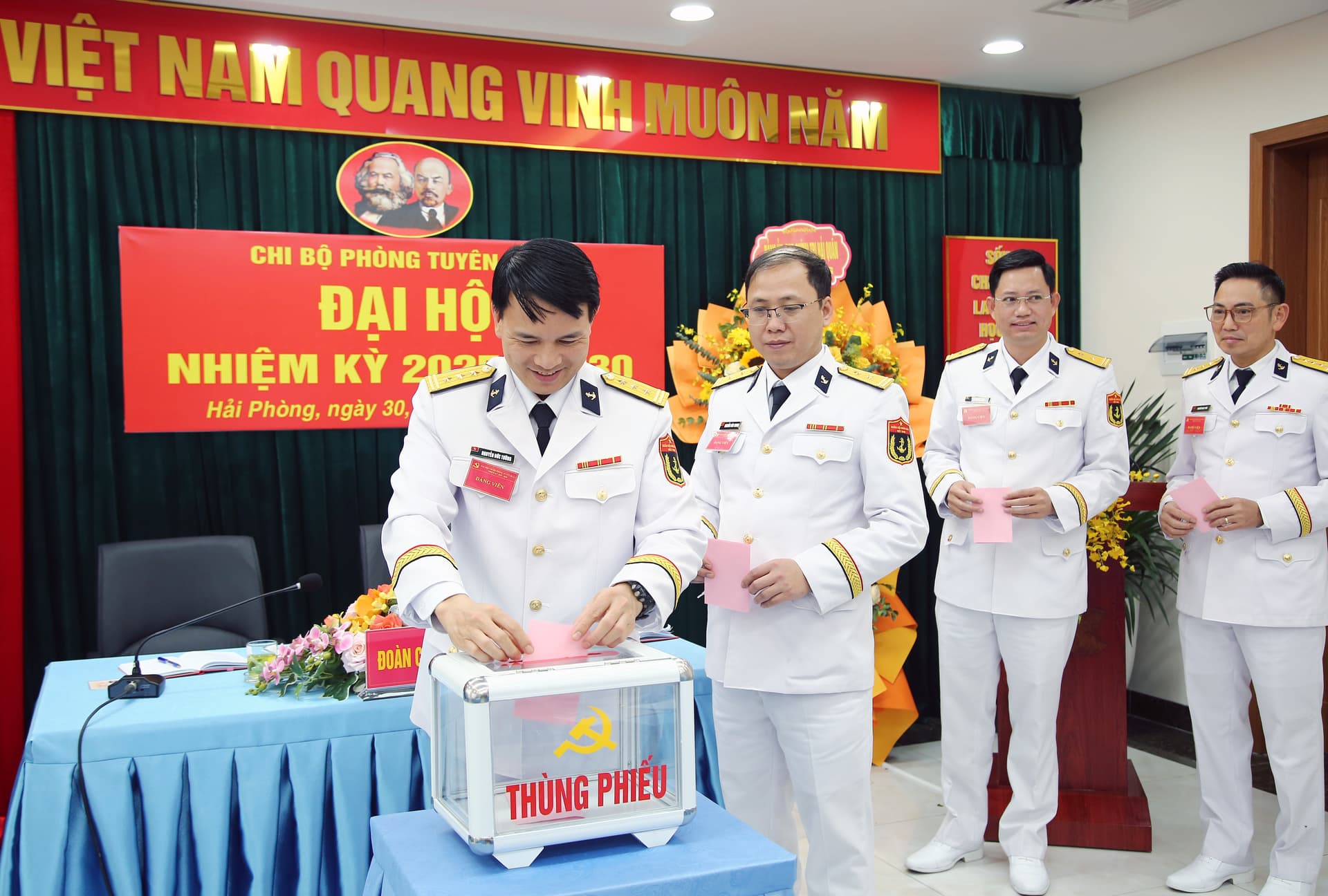 Chi bộ Phòng Tuyên huấn tổ chức thành công đại hội nhiệm kỳ 2025 - 2030