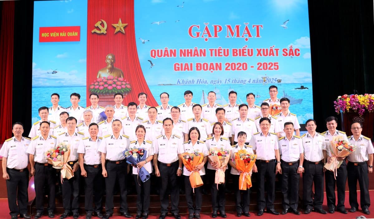 Xây dựng Học viện Hải quân cách mạng, chính quy, chuẩn hóa, hiện đại
