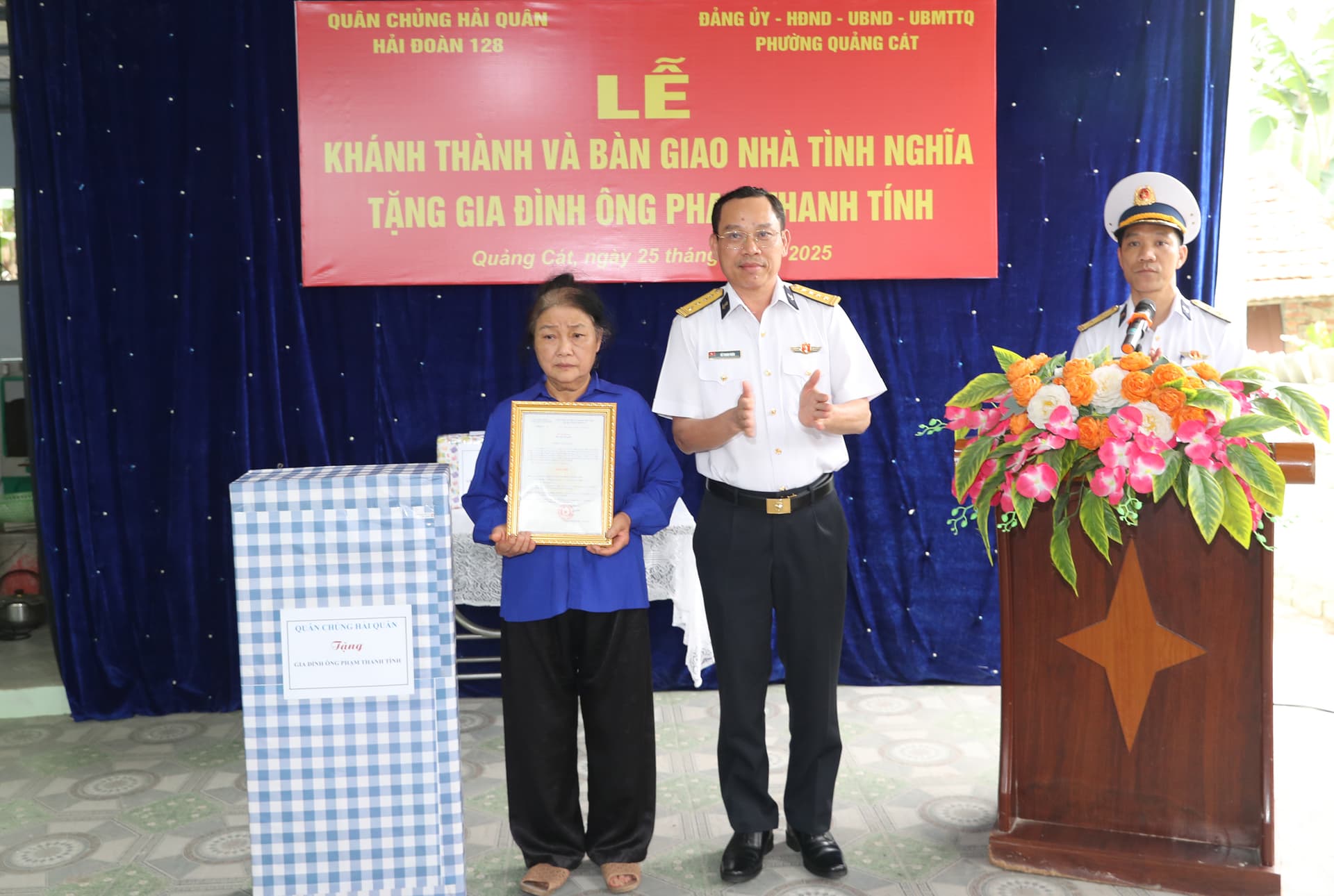 Công ty 128 Hải quân tặng nhà tình nghĩa tại Thanh Hóa