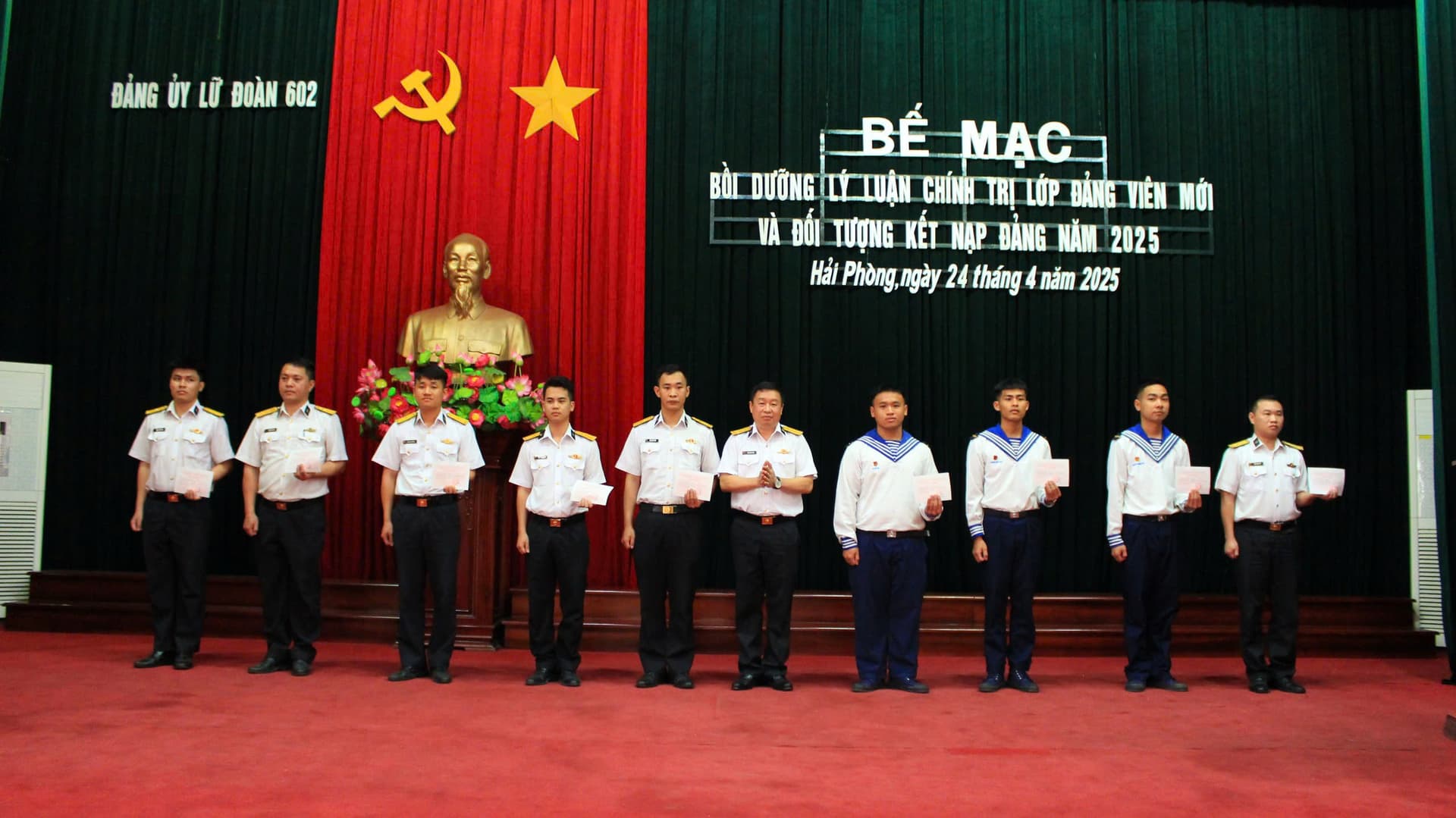 Lữ đoàn 602: Bồi dưỡng lý luận chính trị cho đối tượng kết nạp đảng và đảng viên mới