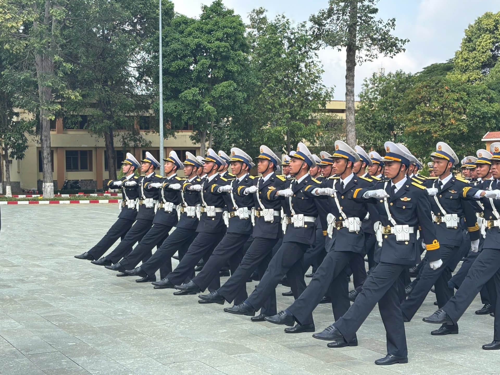 Sơ duyệt cấp Nhà nước chương trình diễu binh, diễu hành mừng đại lễ 30/4