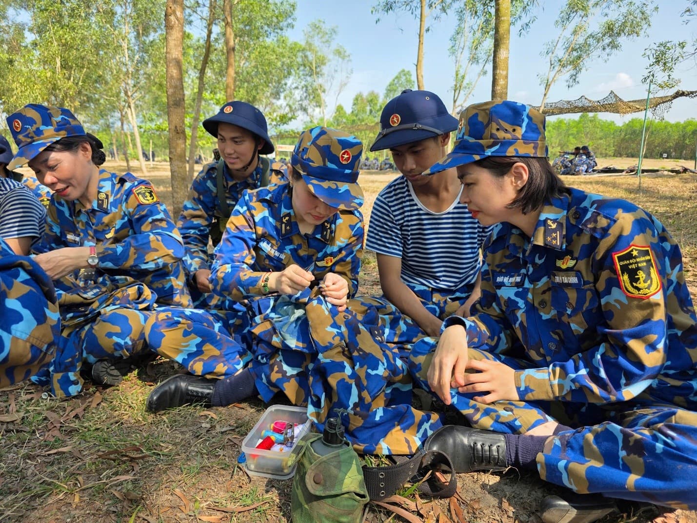 Nhiều hoạt động thiết thực với chiến sĩ mới Vùng 3