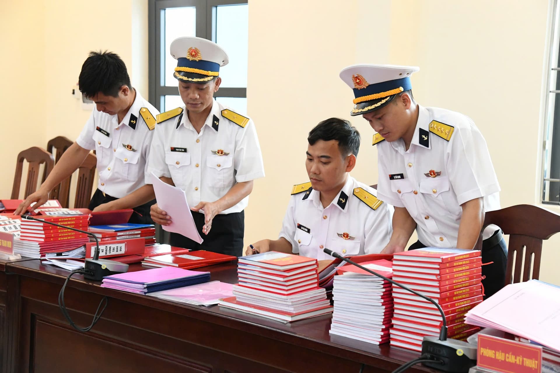 Vùng 2 kiểm tra công tác huấn luyện chiến sĩ mới