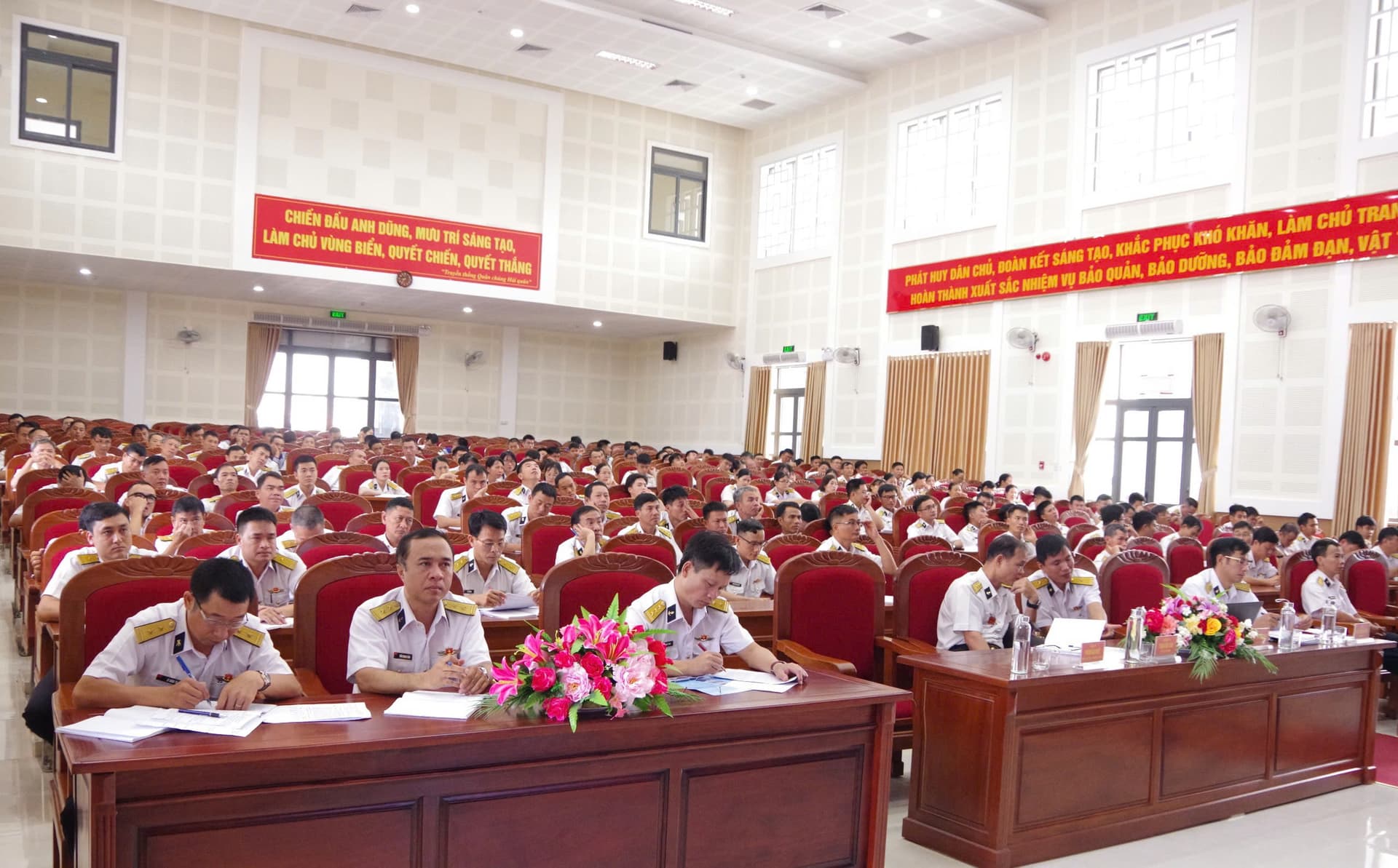 Trung tâm Bảo đảm kỹ thuật Vùng 2: Phổ biến kiến thức pháp luật cho quân nhân