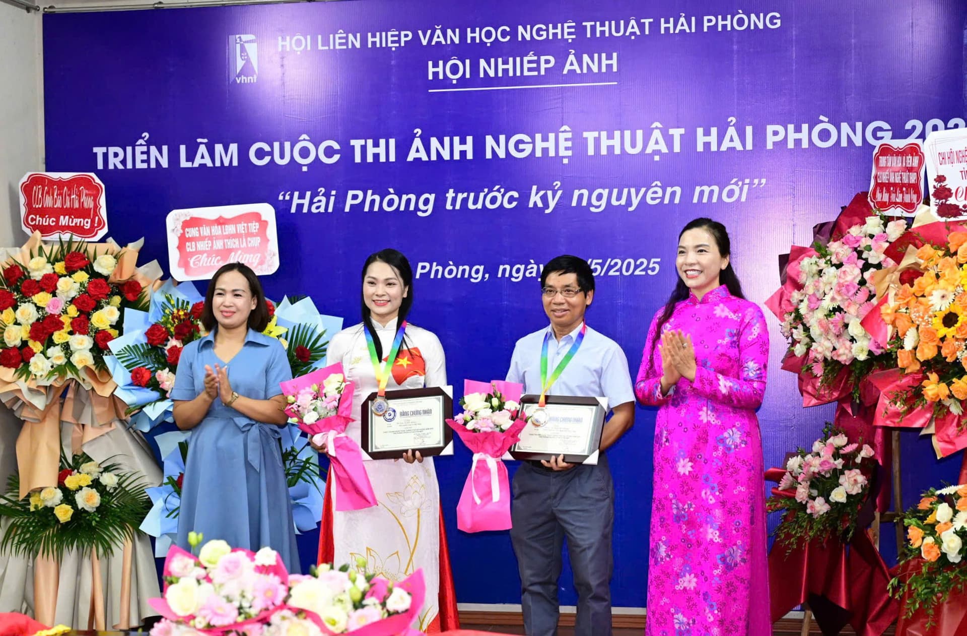 Trao giải cuộc thi và khai mạc triển lãm ảnh nghệ thuật “Hải Phòng trước kỷ nguyên mới”