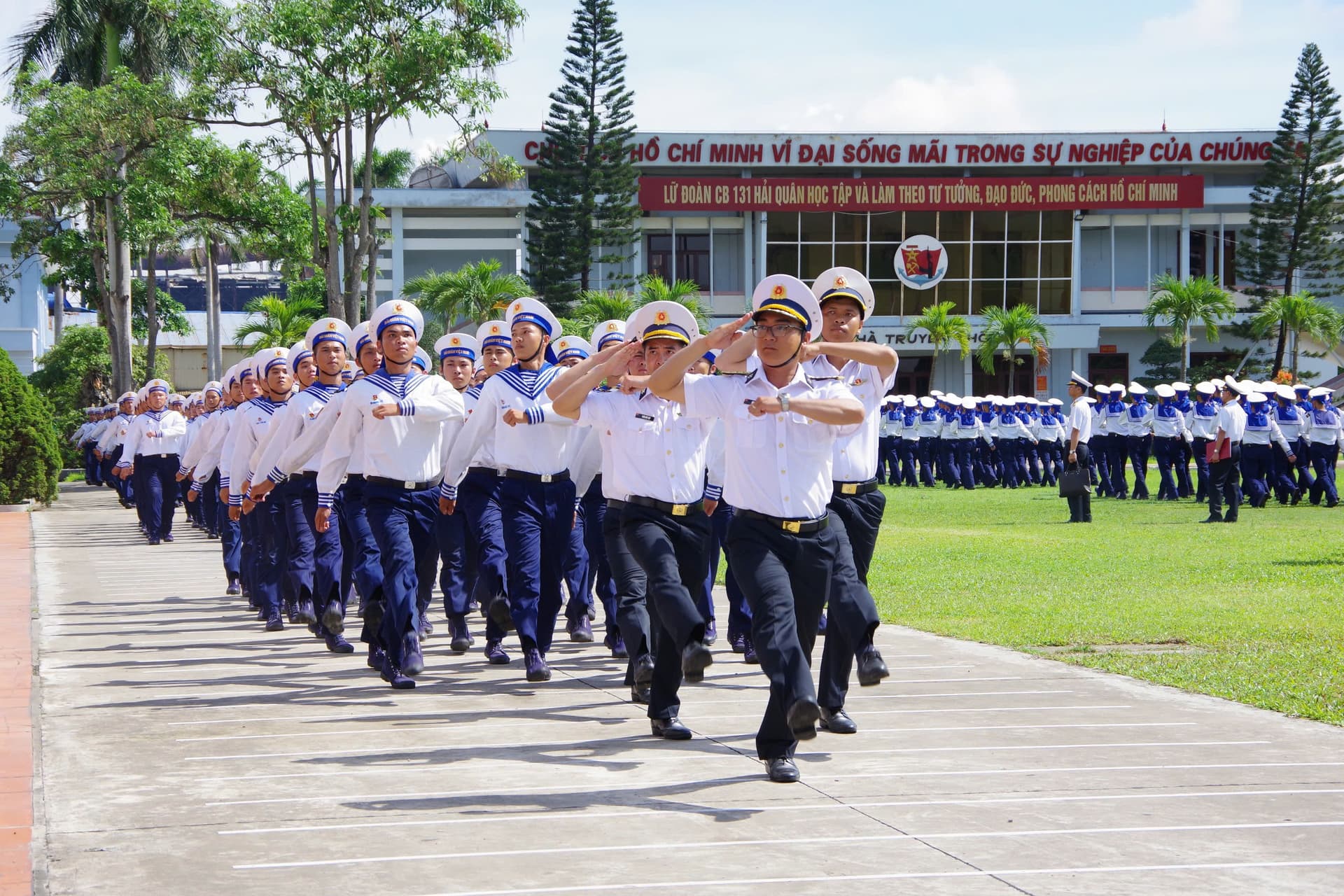 Quân chủng Hải quân: Kiểm tra huấn luyện chiến sĩ mới tại Lữ đoàn 131