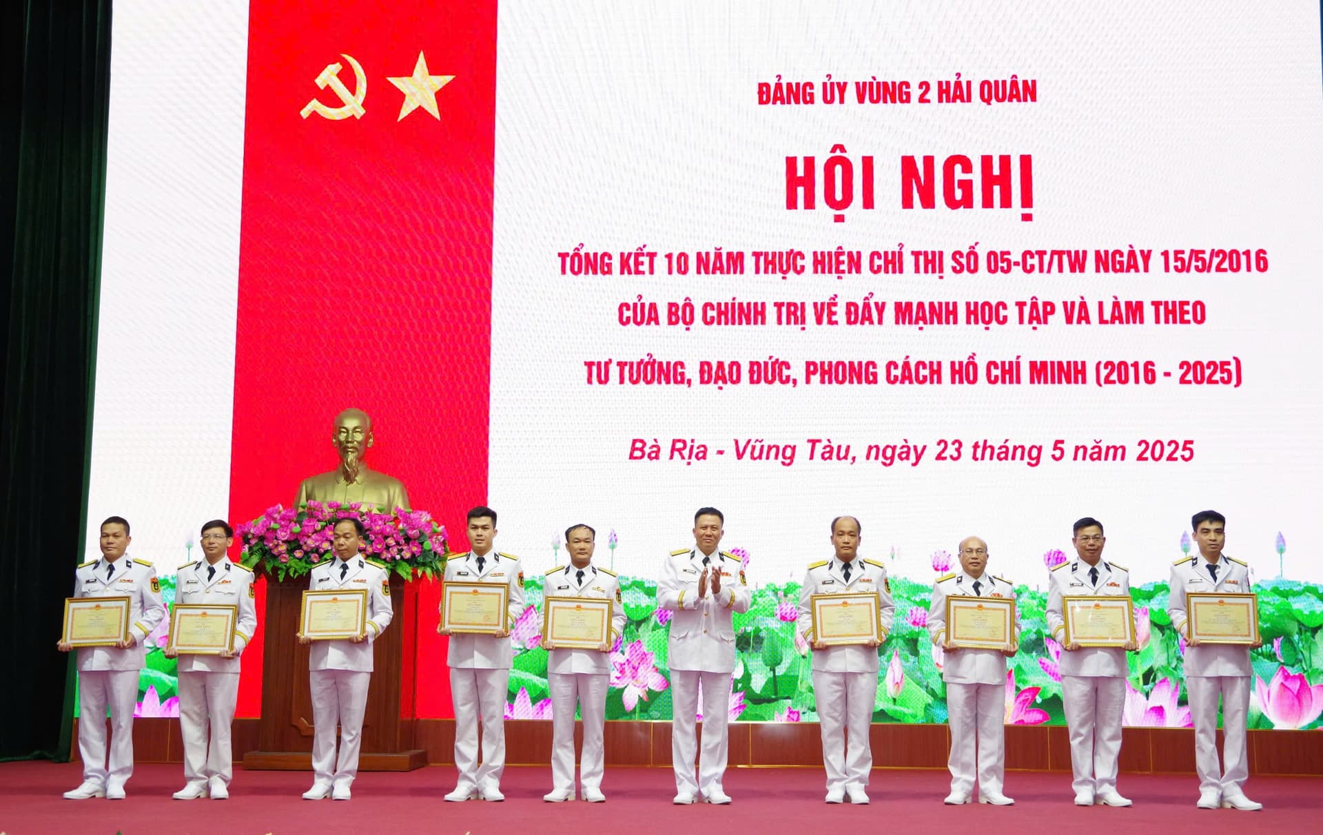 Đảng ủy Vùng 2 tổng kết 10 năm thực hiện Chỉ thị 05 của Bộ Chính trị