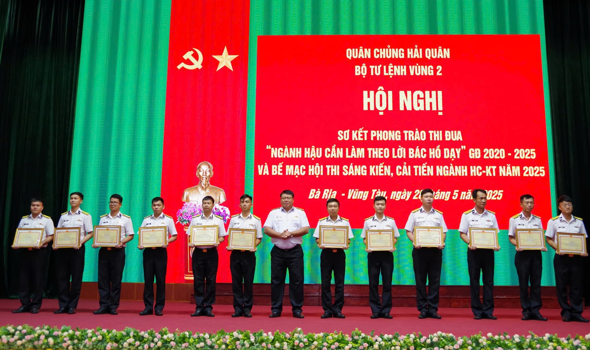 Vùng 2 sơ kết phong trào thi đua “Ngành Hậu cần Quân đội làm theo lời Bác Hồ dạy”