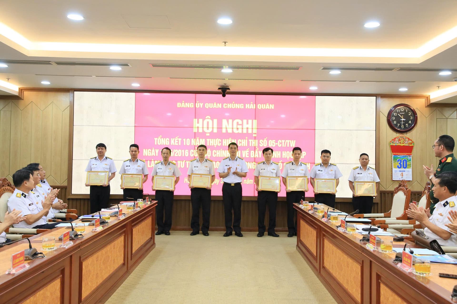 Quân chủng Hải quân tổng kết 10 năm thực hiện Chỉ thị 05 của Bộ Chính trị
