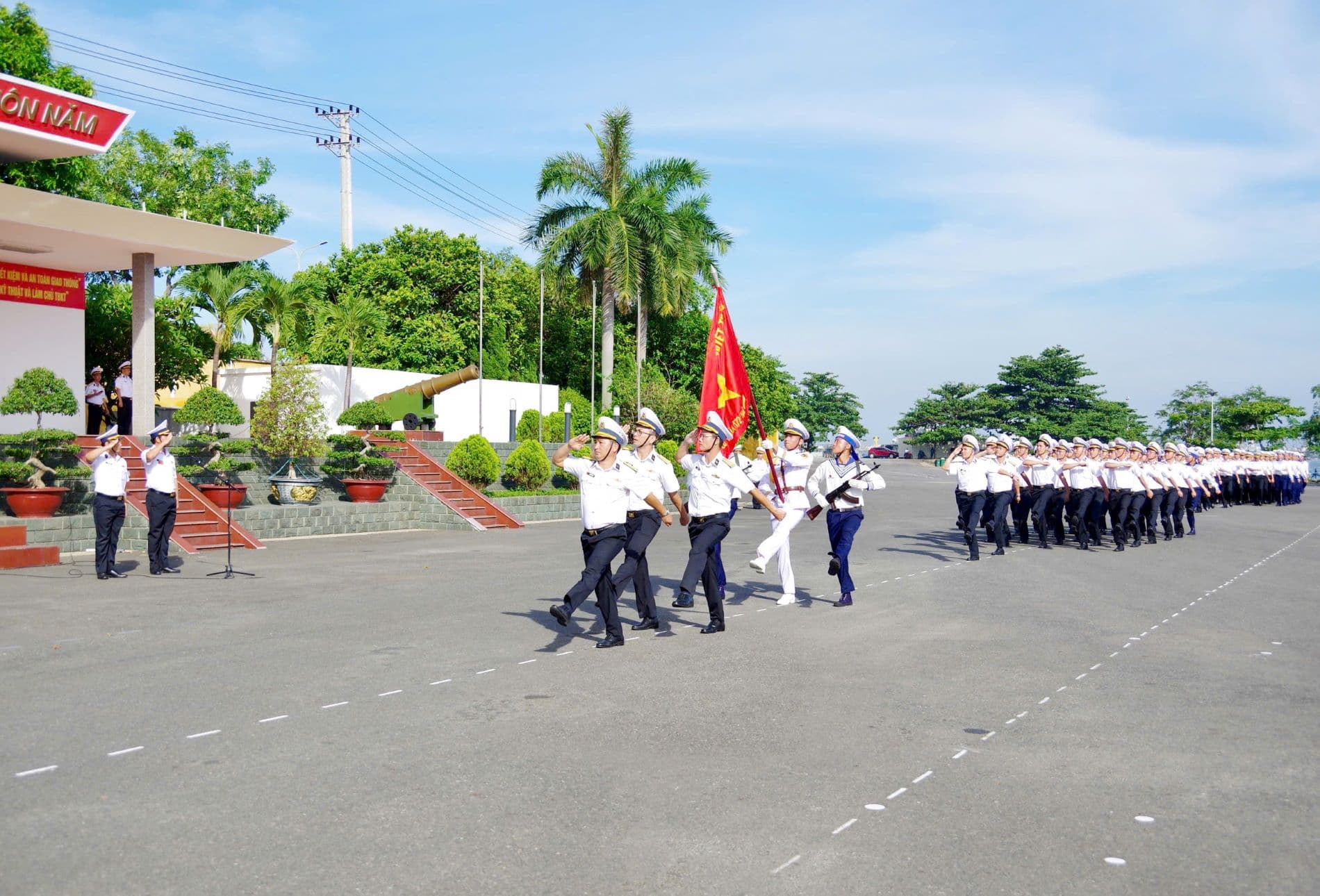Vùng 3: Kiểm tra kết quả xây dựng đơn vị vững mạnh toàn diện 6 tháng đầu năm 2025